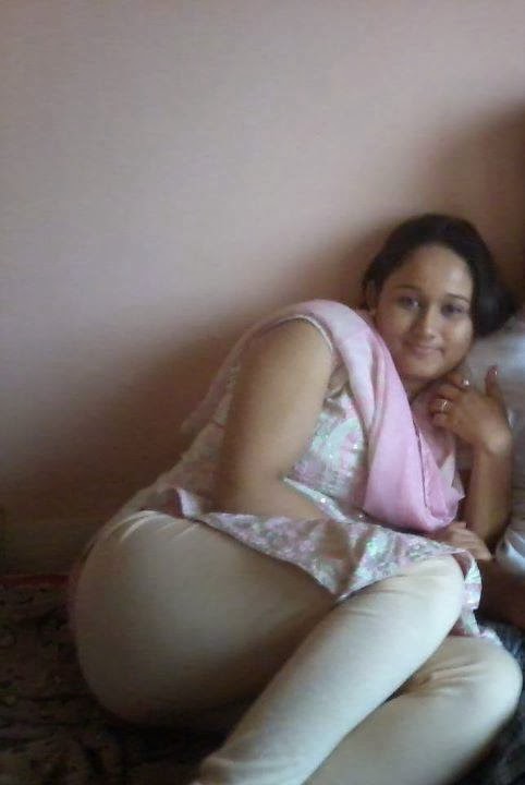 manisha koirala xxx photos desi tite boobs